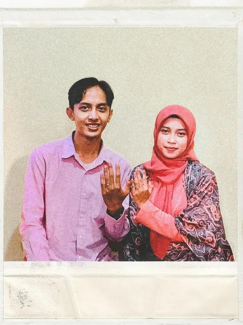 Foto sampul undangan Nada & Ainin