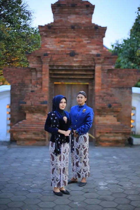 Foto sampul undangan Vita & Rifki