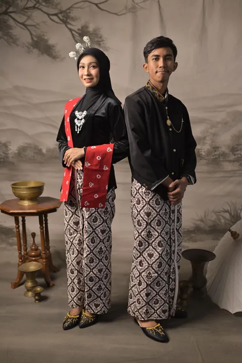 Foto sampul undangan Arif & Esty