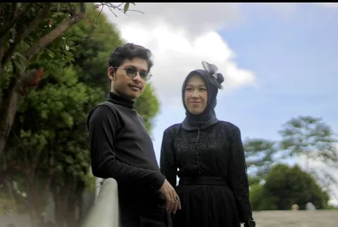 Foto sampul undangan Kejo & Ines