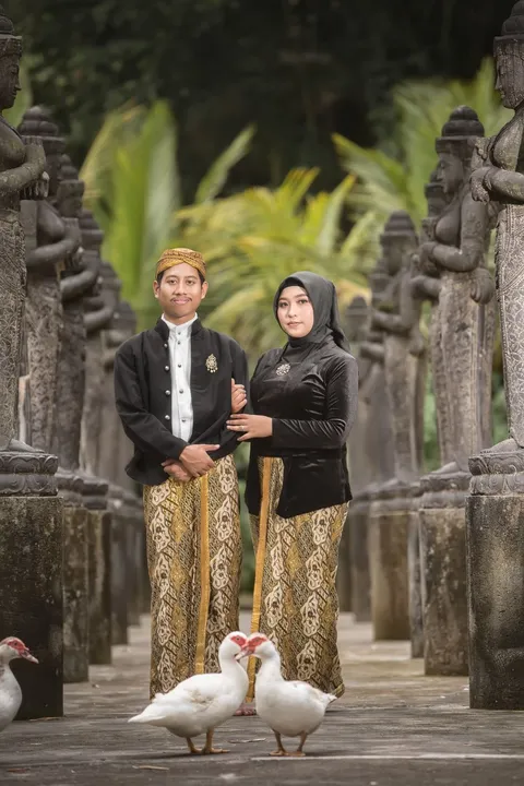 Foto sampul undangan Agus & Sari