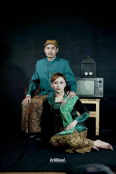 Foto sampul undangan Debo & Dika