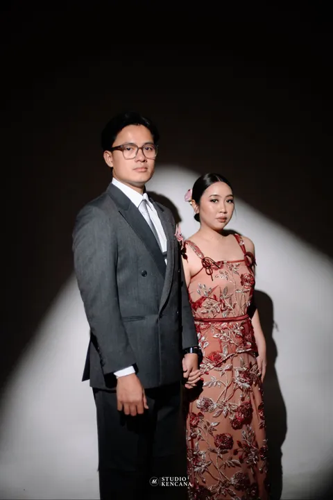 Foto sampul undangan Miftah & Azura