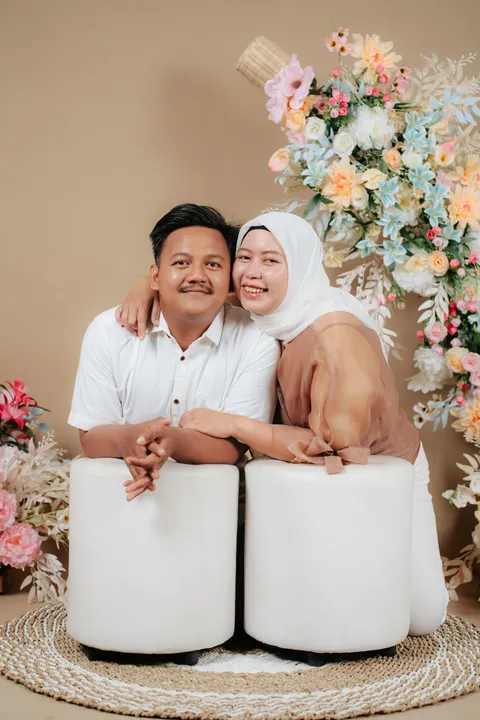 Foto sampul undangan Futu & Reni