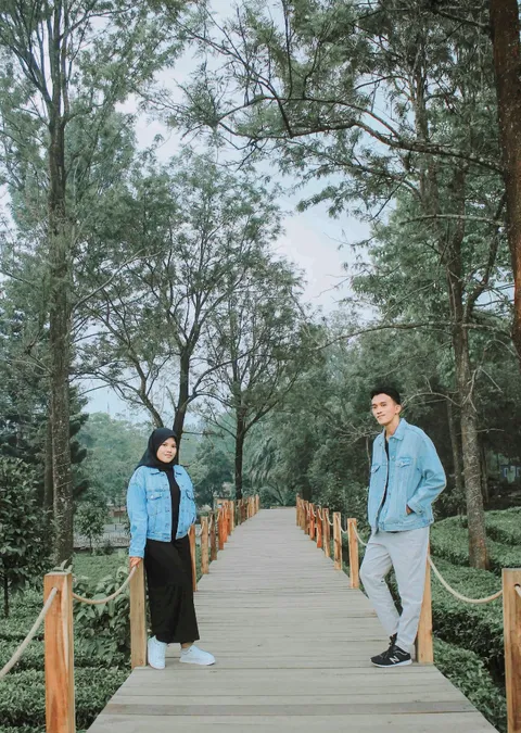 Foto sampul undangan Yoga & Amel
