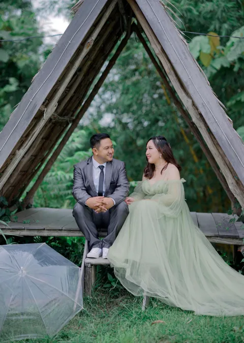 Foto sampul undangan Vivi & Angga