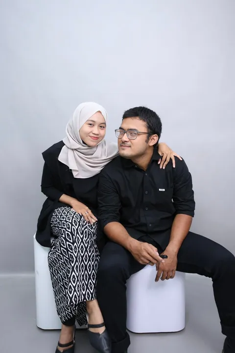Foto sampul undangan Rachman & Riyda