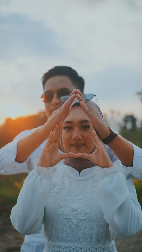 Foto sampul undangan Endro & Sari
