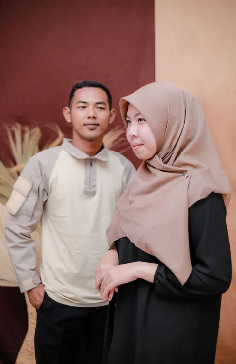 Foto sampul undangan Janu Suhartati & M. Latif