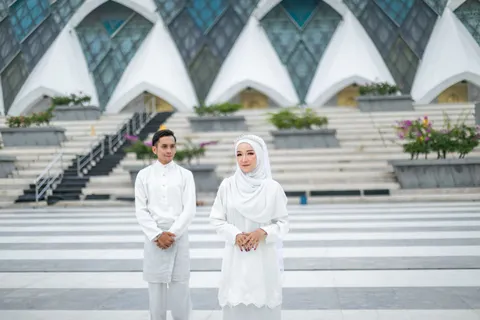 Foto sampul undangan Mellinda & Shidqi