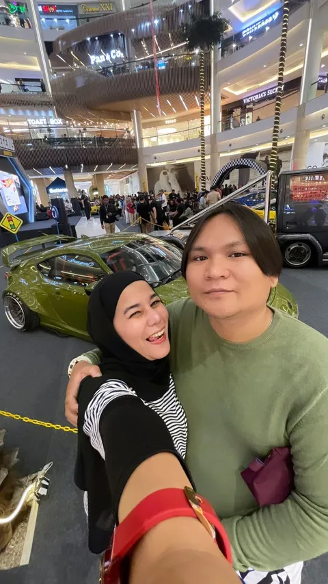 Foto sampul undangan Dheny & Putry