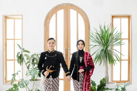 Foto sampul undangan Arief & Tiara