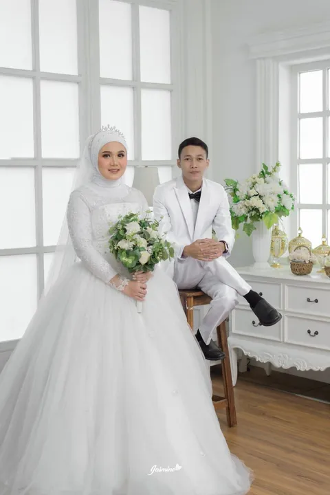 Foto sampul undangan Riko & Fia