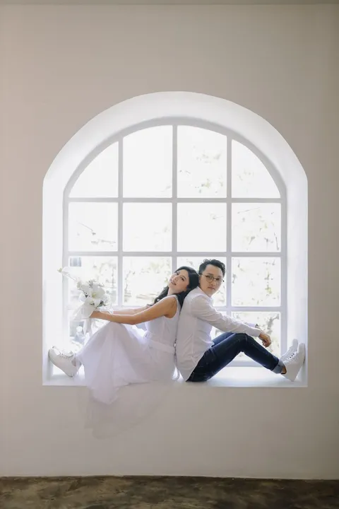 Foto sampul undangan Leonardo & Rini