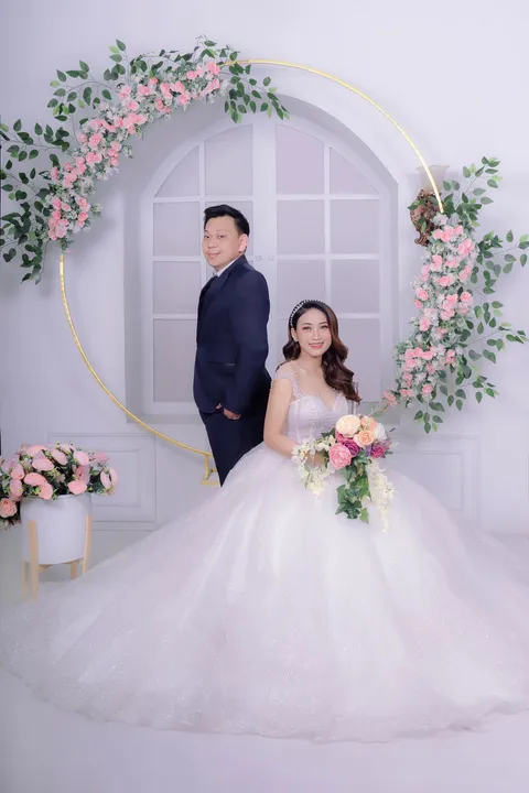 Foto sampul undangan Mikhael Jordy Tantra & Ni Kadek Ayu Nopitasari