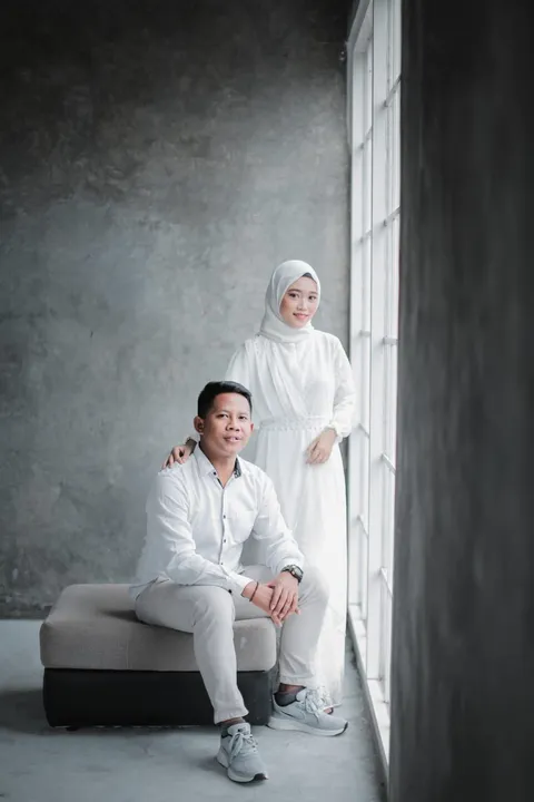 Foto sampul undangan Rofiq & Fika
