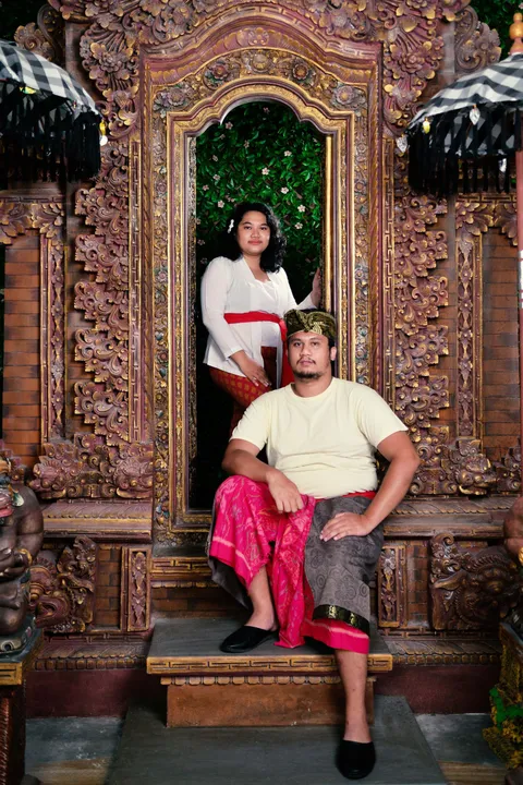 Foto sampul undangan Natalya & Yeremia