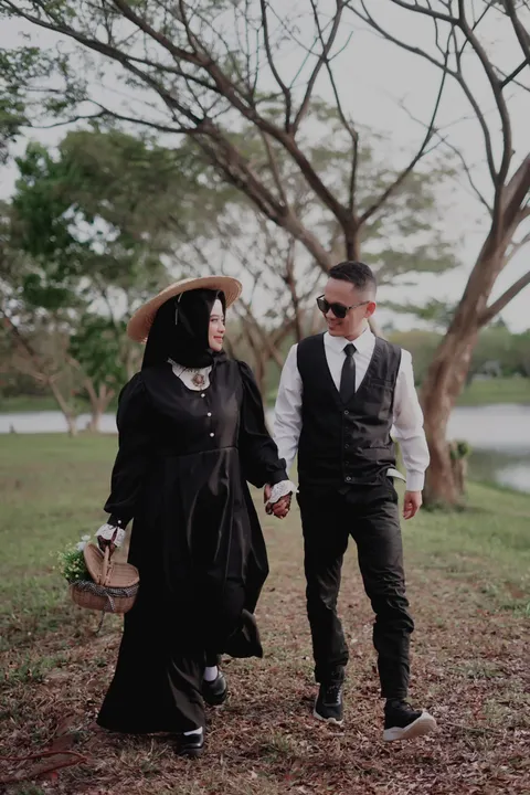 Foto sampul undangan Faris & Luqyana