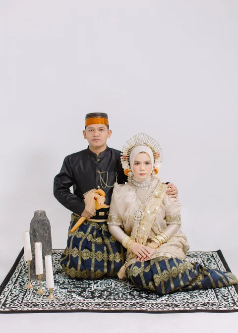 Foto sampul undangan Arzika & Aisyah