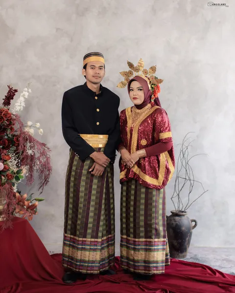 Foto sampul undangan Rifal & Dewik