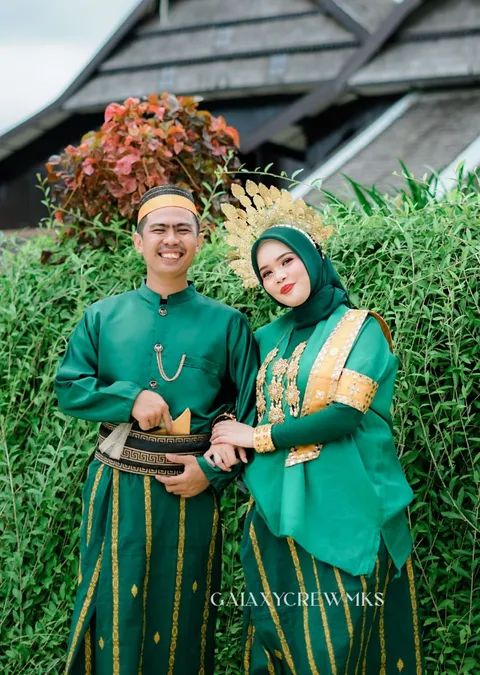 Foto sampul undangan Ari & Cania