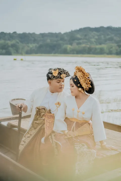 Foto sampul undangan Putri & Rama