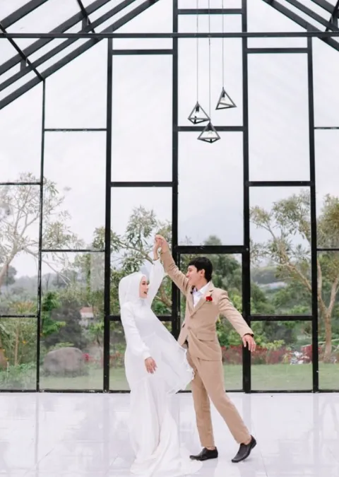 Foto sampul undangan Fiqhi & Qoniah