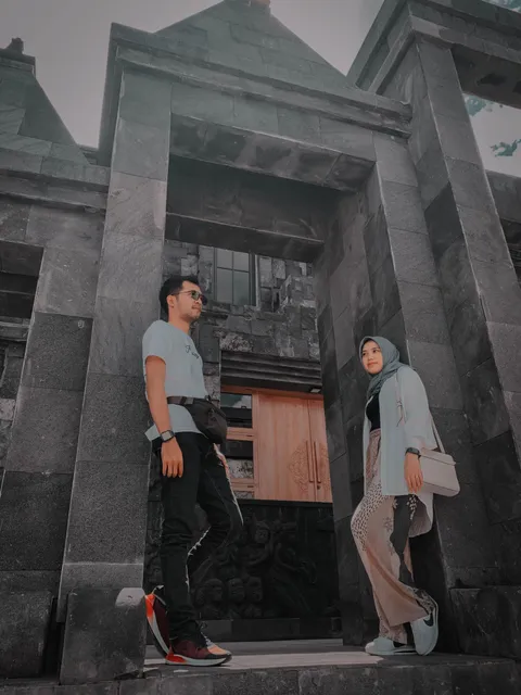 Foto sampul undangan Yulia & Aditya