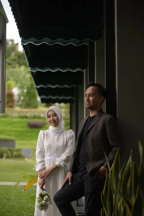 Foto sampul undangan Bunga & Ilham