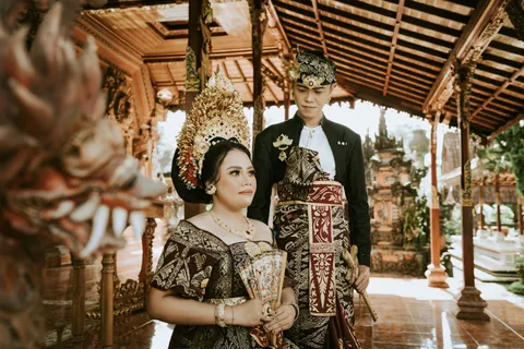 Foto sampul undangan Rosa & Cahya
