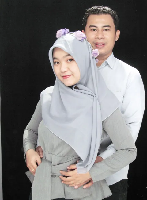 Foto sampul undangan Sherlyn & Erik
