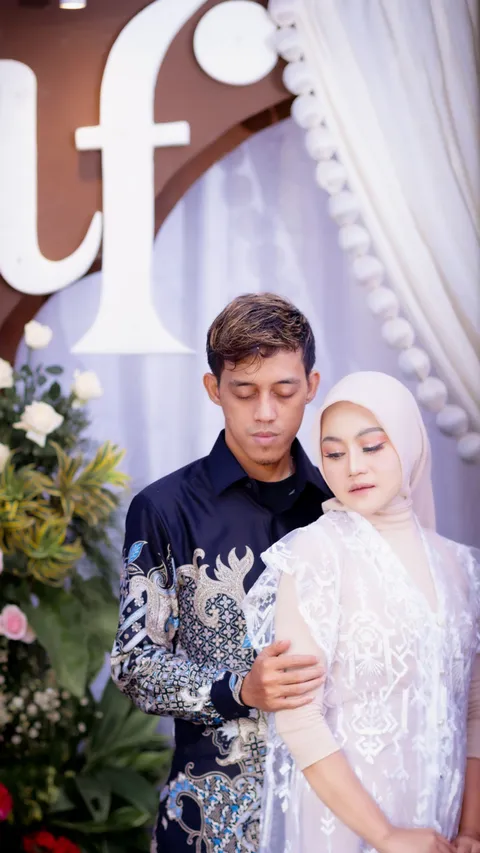 Foto sampul undangan Aldi & Mia