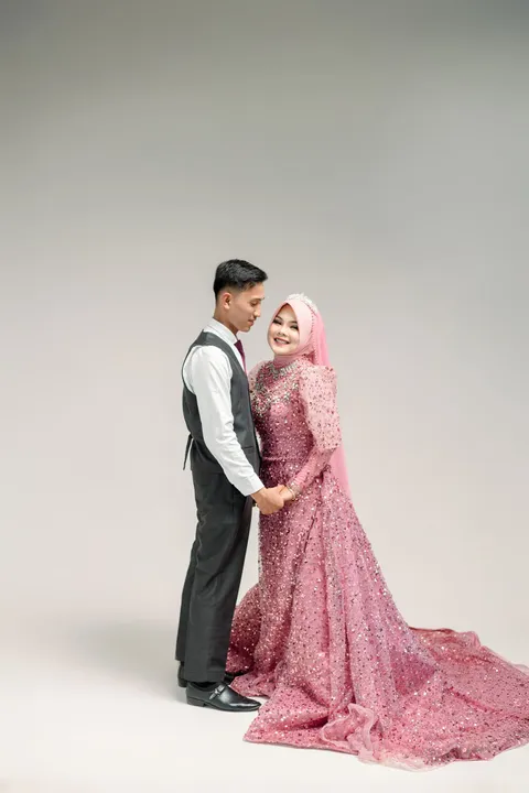 Foto sampul undangan Noval & Elia