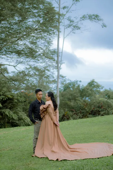 Foto sampul undangan Regina & Carlos