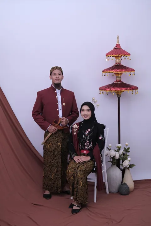 Foto sampul undangan Satrio & Novi