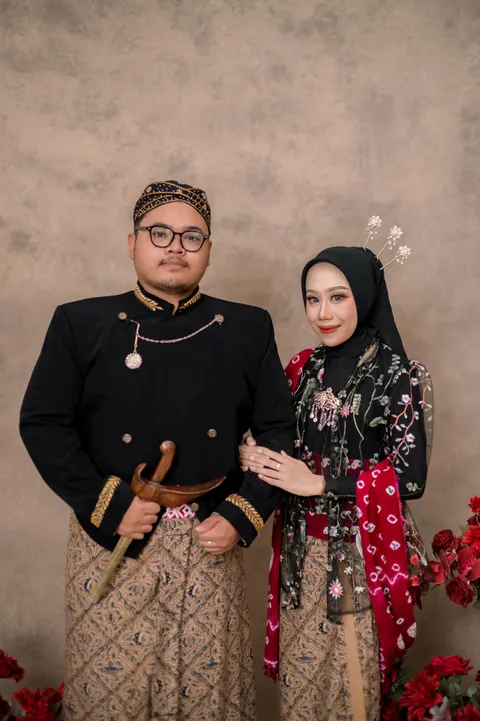 Foto sampul undangan Abi & Ike