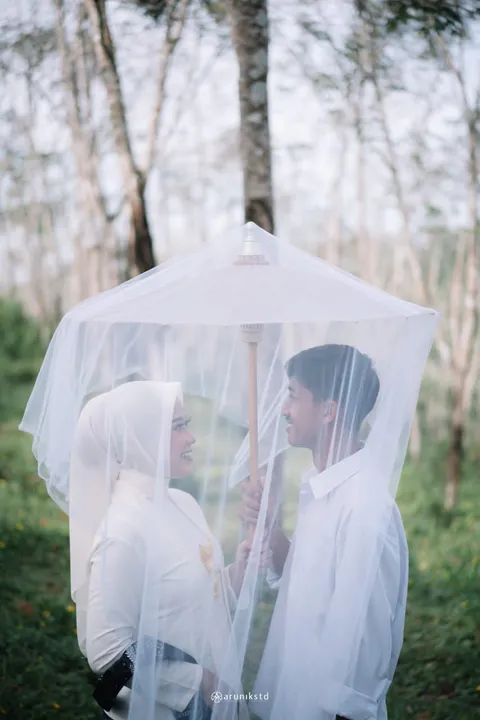 Foto sampul undangan Galuh & Nita