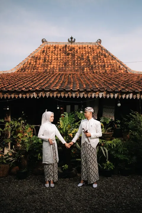 Foto sampul undangan Nitta & Yogi