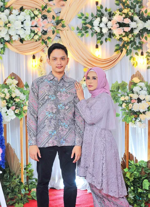 Foto sampul undangan Firman & Debby
