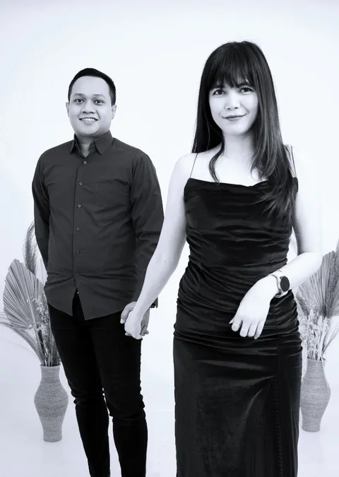 Foto sampul undangan Mira & Dicky
