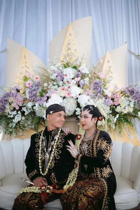 Foto sampul undangan Shinta & Chandra