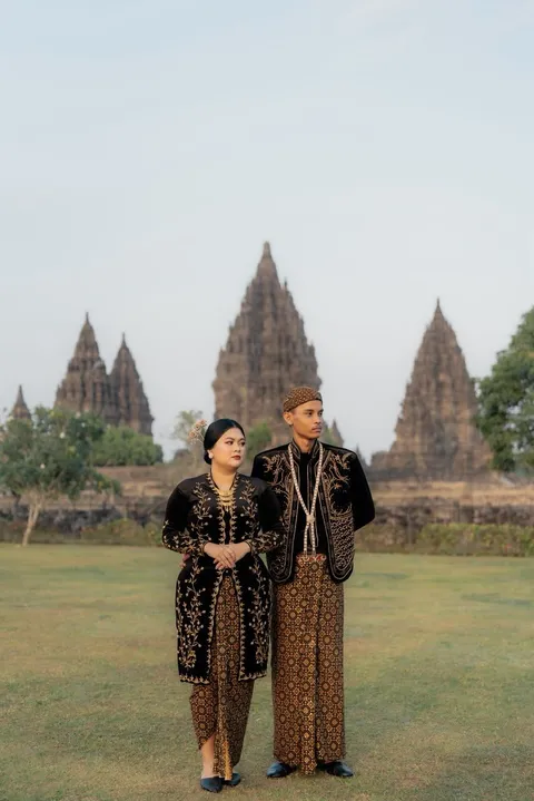 Foto sampul undangan Irfan & Tiara