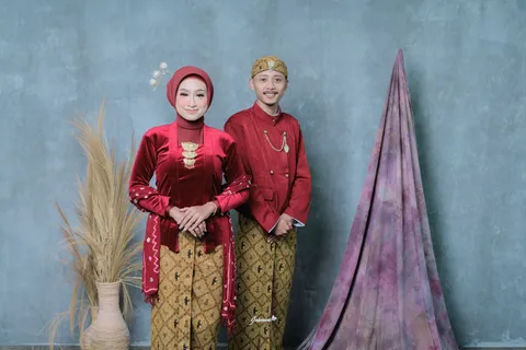 Foto sampul undangan Irfan & Neneng