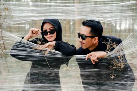 Foto sampul undangan Asep & Mutt