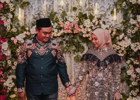 Foto sampul undangan Galih & Lutfiah