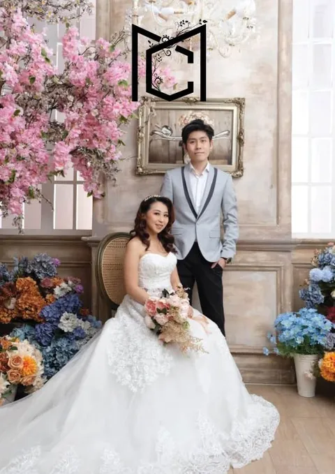 Foto sampul undangan Louisa Cinthya & Michael Kuo