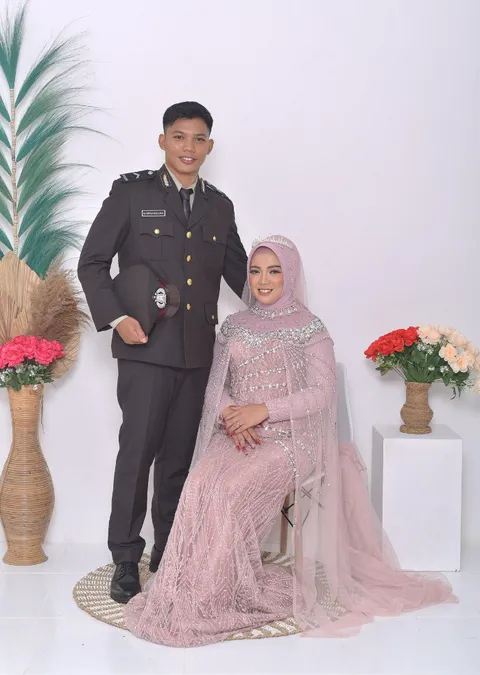 Foto sampul undangan Isram & Patricia