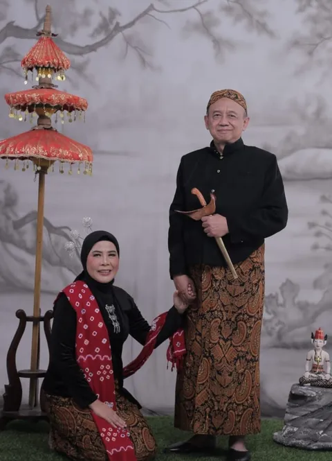 Foto sampul undangan Ilyas & Darni