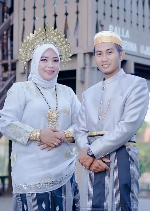 Foto sampul undangan Rudhy & Thina