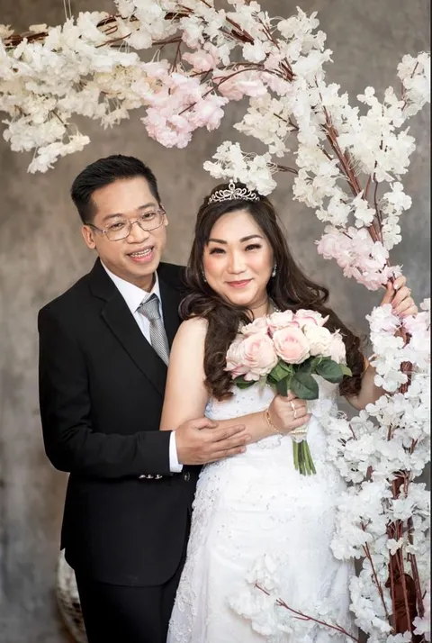 Foto sampul undangan Yohana & Ricky